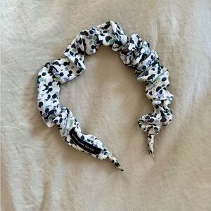 Club Monaco scrunch headband